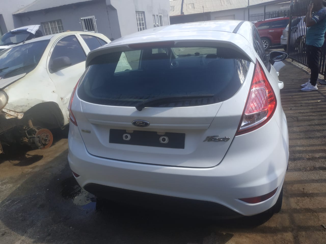 2016 Ford fiesta EcoBoost 1.0 Automatic transmission Stripping for spares - Private Seller 2016 Ford fiesta EcoBoost 1.0 Automatic transmission Stripping for spares - Private Seller