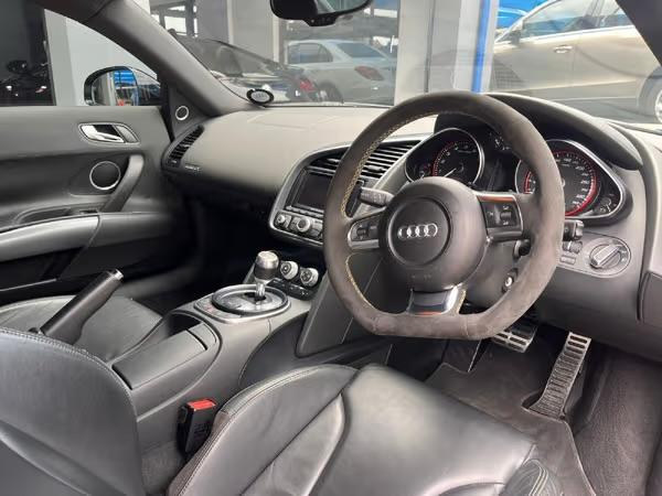 Audi R8 V10 FSI Quattro