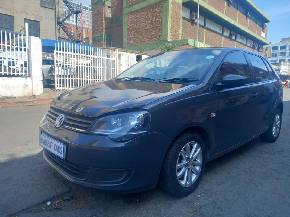 2015 VW POLO VIVO 1.4 PETROL, MANUAL TRANSMISSION, GREY COLOUR, MILEAGE 75000KM