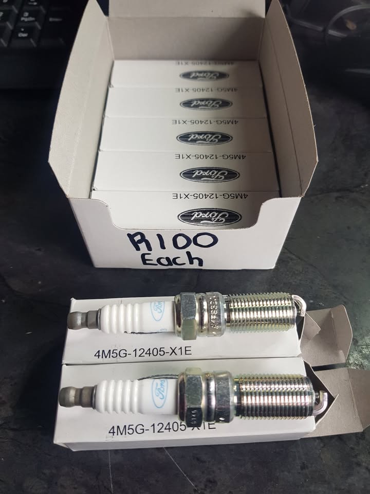 Ford new spark plugs!! - Private Seller