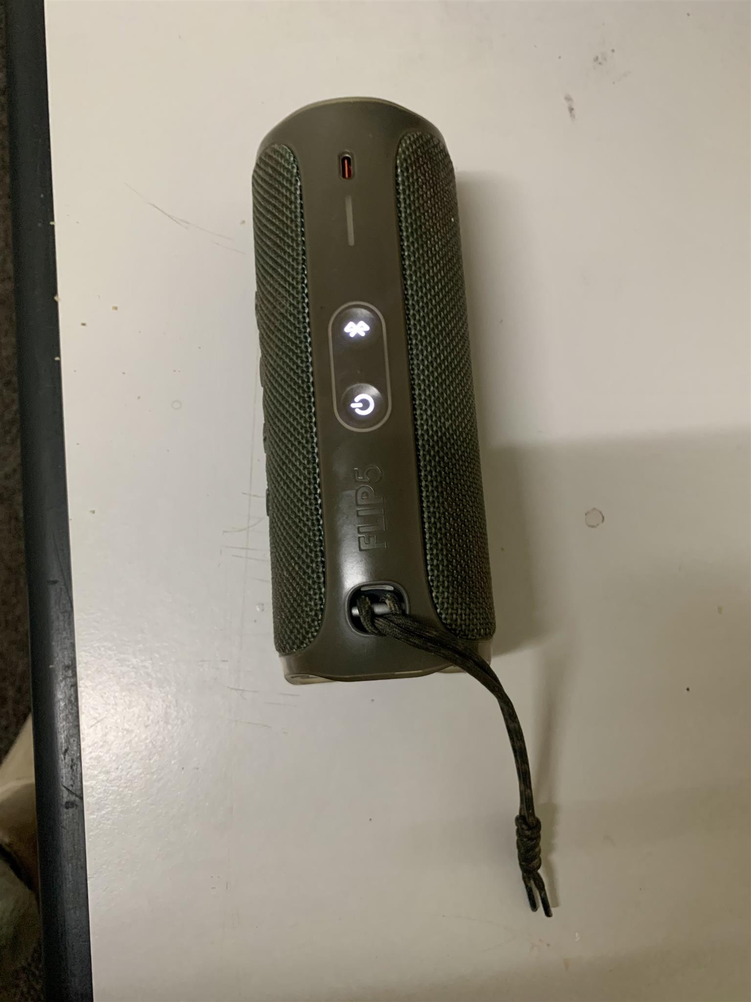 JBL Flip 5. Mint condition Speakers (No Cable)