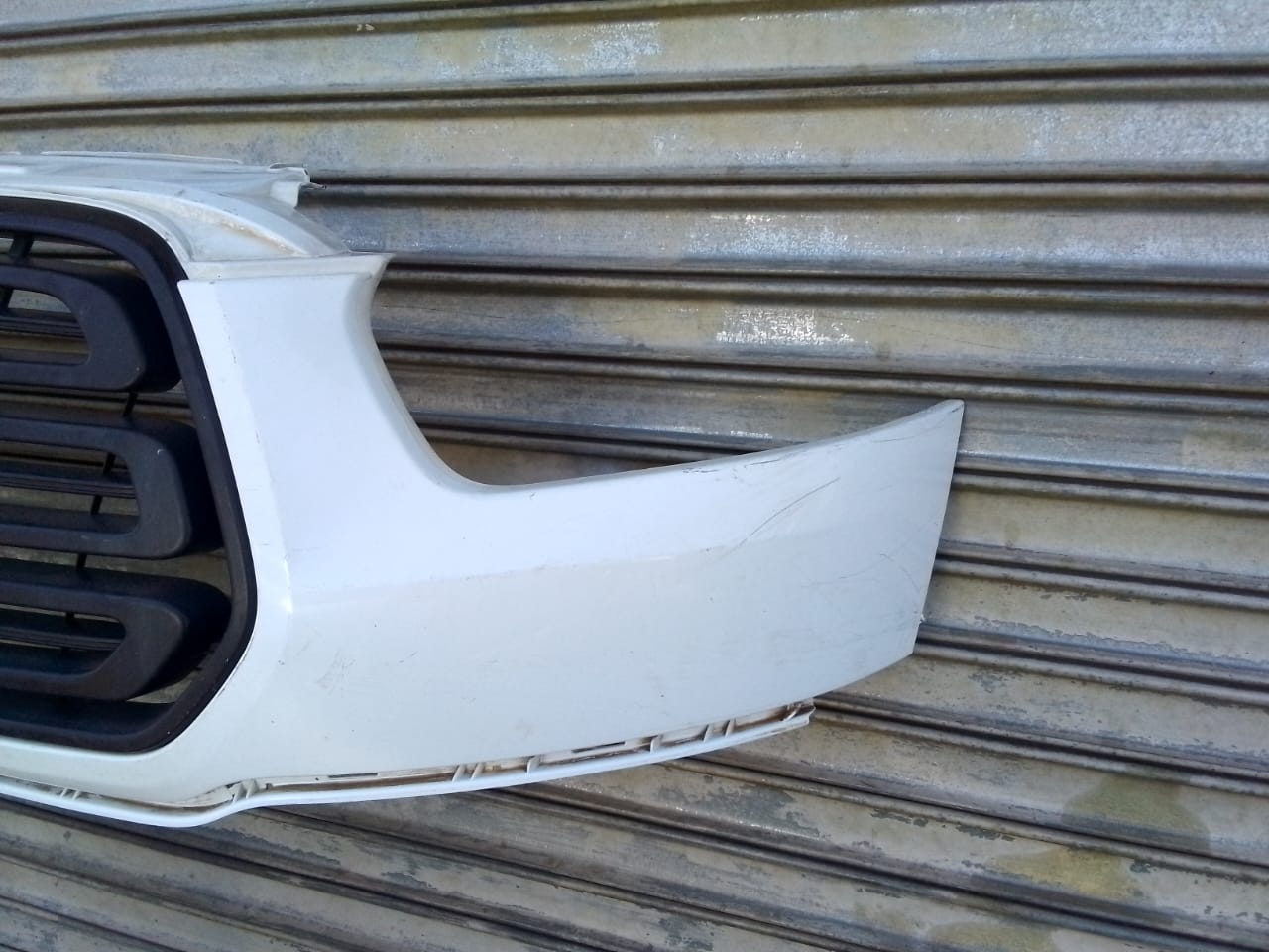(2014-2020) FORD TRANSIT BUMPER AND GRILL FOR SALE - Private Seller (2014-2020) FORD TRANSIT BUMPER AND GRILL FOR SALE - Private Seller