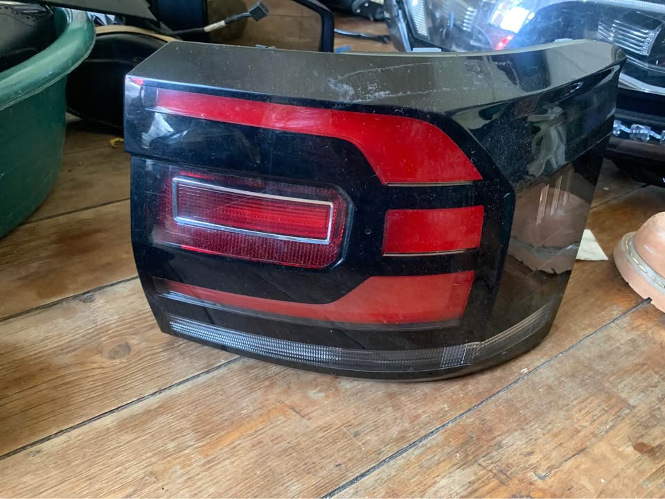T Cross taillight Full led right side