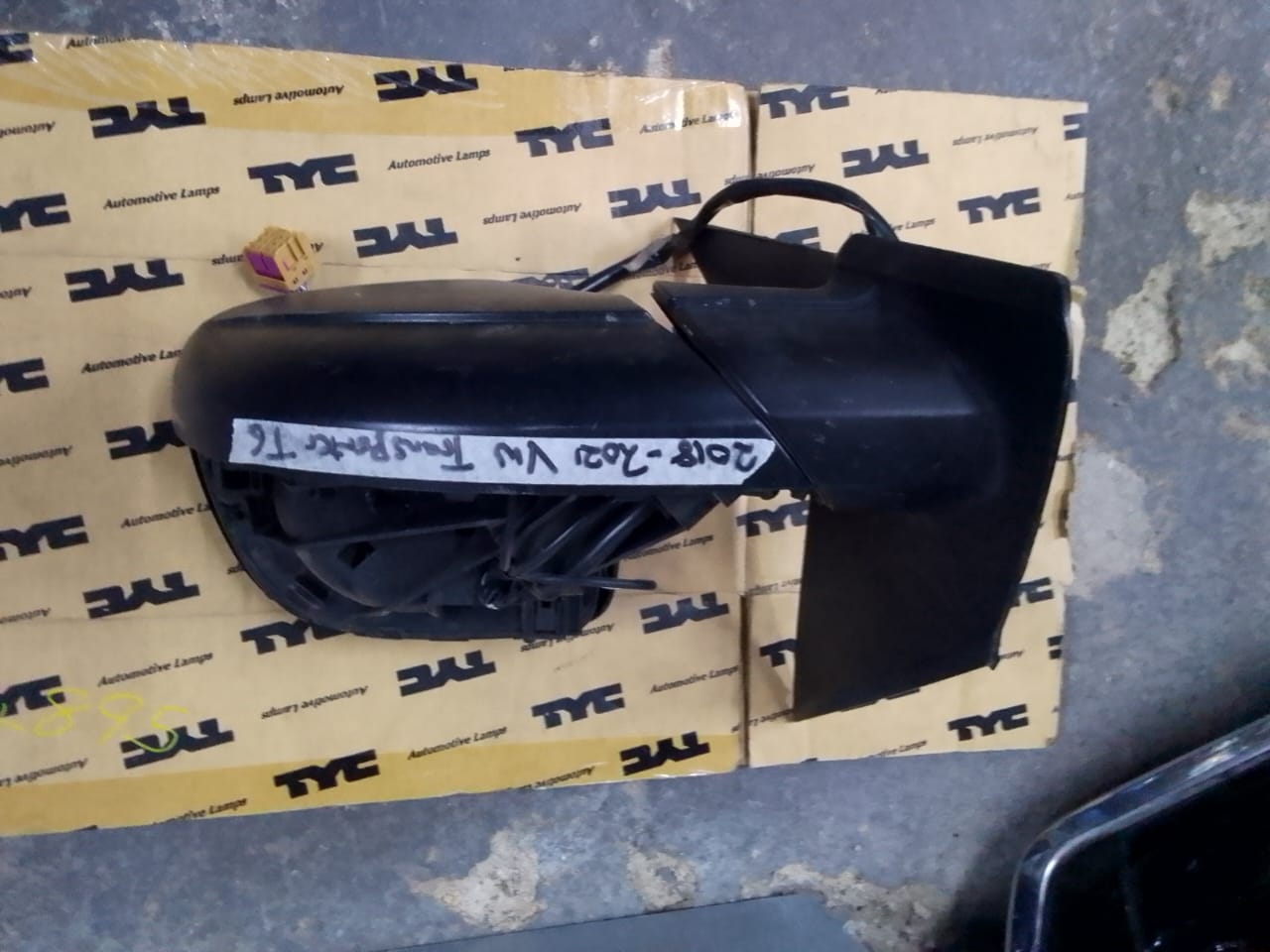 (2018-2021) VW TRANSPORTERS T6 LHS MIRROR