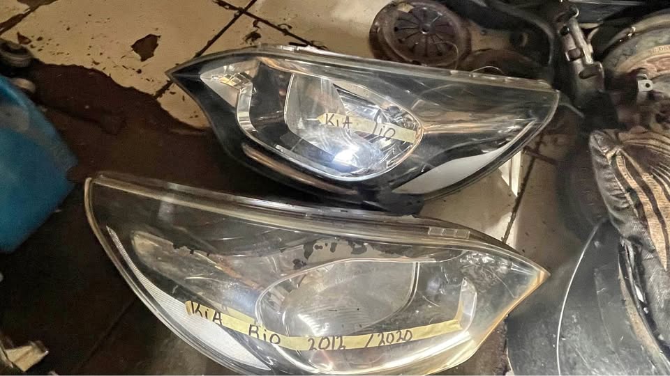Kia Rio headlights - Private Seller Kia Rio headlights - Private Seller