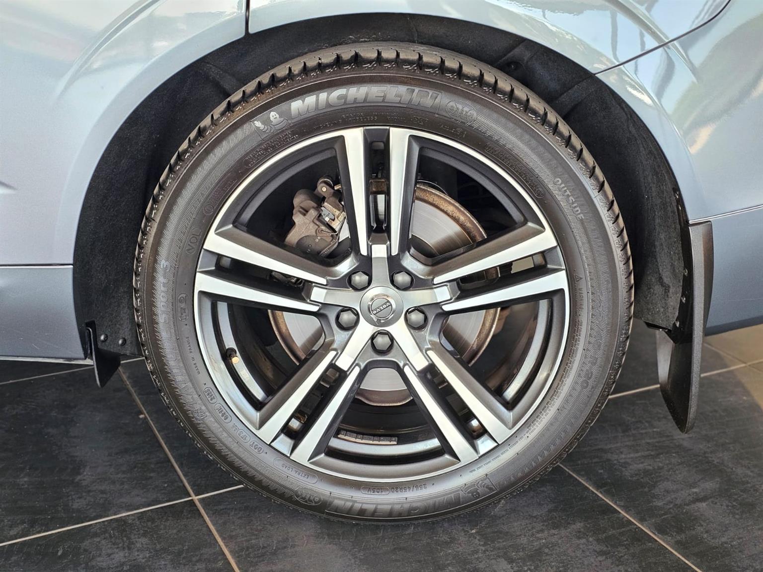 Used 2019 Volvo XC60 D4 AWD Inscription - Private Seller Used 2019 Volvo XC60 D4 AWD Inscription - Private Seller
