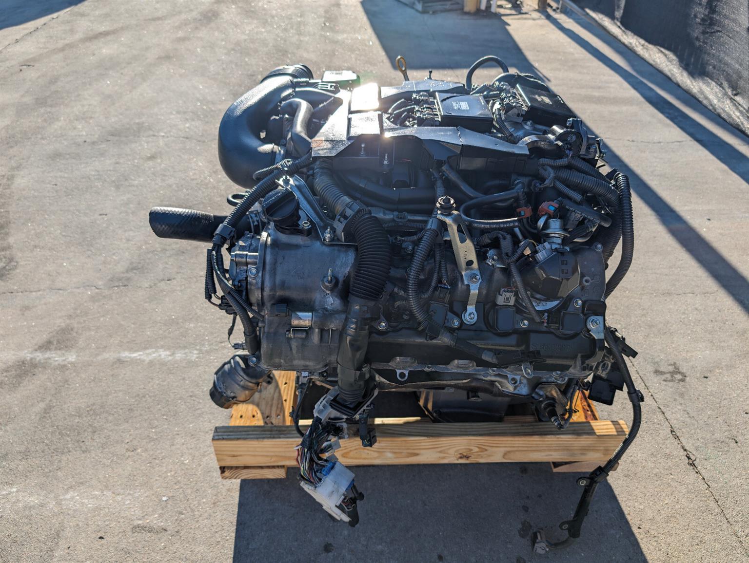 Used Lexus 1UR-FSE 4.6L DOHC V8 Petrol Engine For Sale. - Private Seller Used Lexus 1UR-FSE 4.6L DOHC V8 Petrol Engine For Sale. - Private Seller