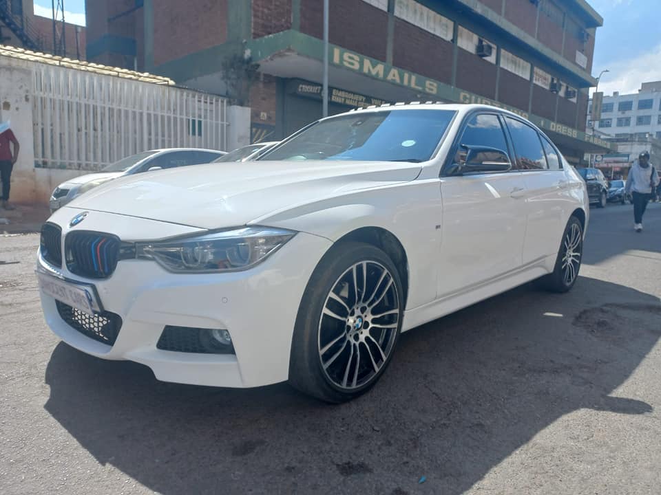 2016 BMW 320D DIESEL, AUTOMATIC TRANSMISSION, WHITE COLOUR, MILEAGE 99000KM