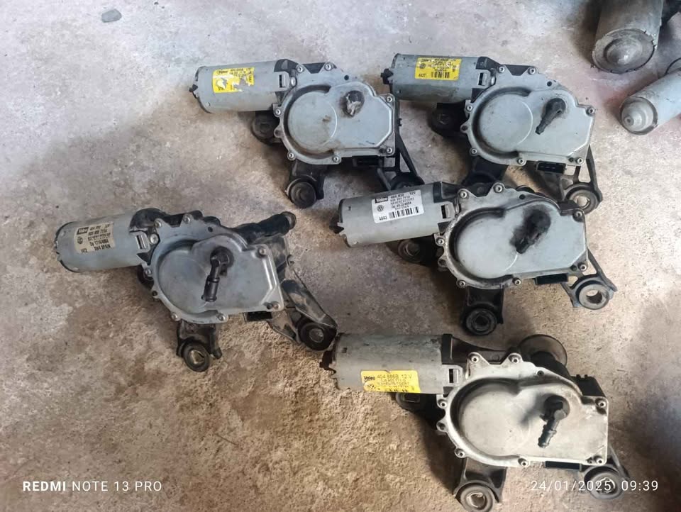 VW Audi rear wiper motors - Private Seller VW Audi rear wiper motors - Private Seller