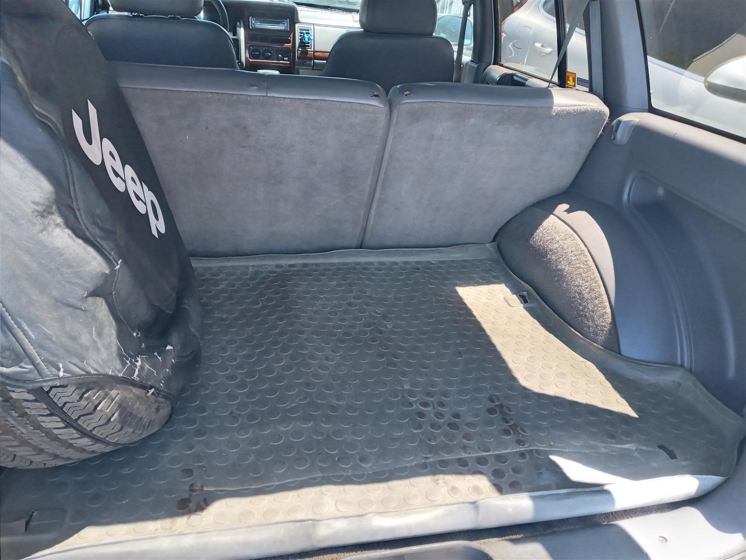 One of a kind 1993 Rob Greene Jeep Grand Cherokee, 5,2 V8 Magnum