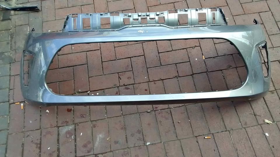 Kia pegas bumper - Private Seller Kia pegas bumper - Private Seller