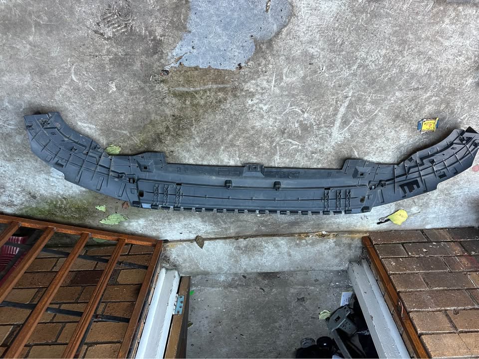 Audi Q2 Front Bumper Under Tray 2016 TO 2021 81A807233B - Private Seller Audi Q2 Front Bumper Under Tray 2016 TO 2021 81A807233B - Private Seller
