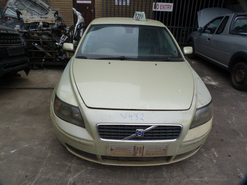 Volvo S40 1.8 Manual - 2006 SPARESBOYZ STRIPPING FOR SPARES - Private Seller Volvo S40 1.8 Manual - 2006 SPARESBOYZ STRIPPING FOR SPARES - Private Seller