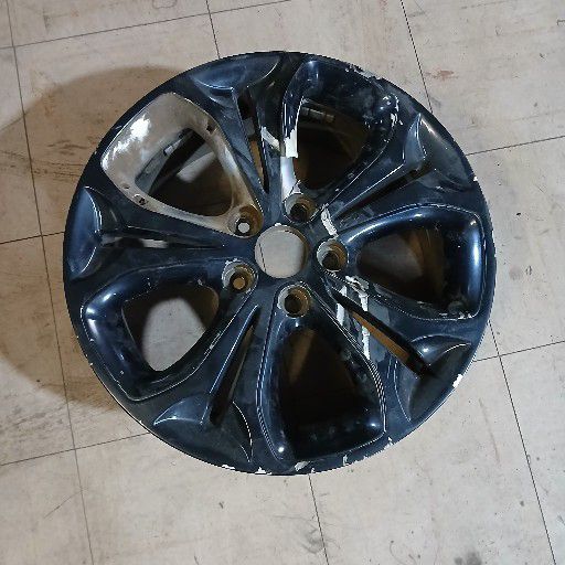 Hyundai elantra rim - Private Seller Hyundai elantra rim - Private Seller