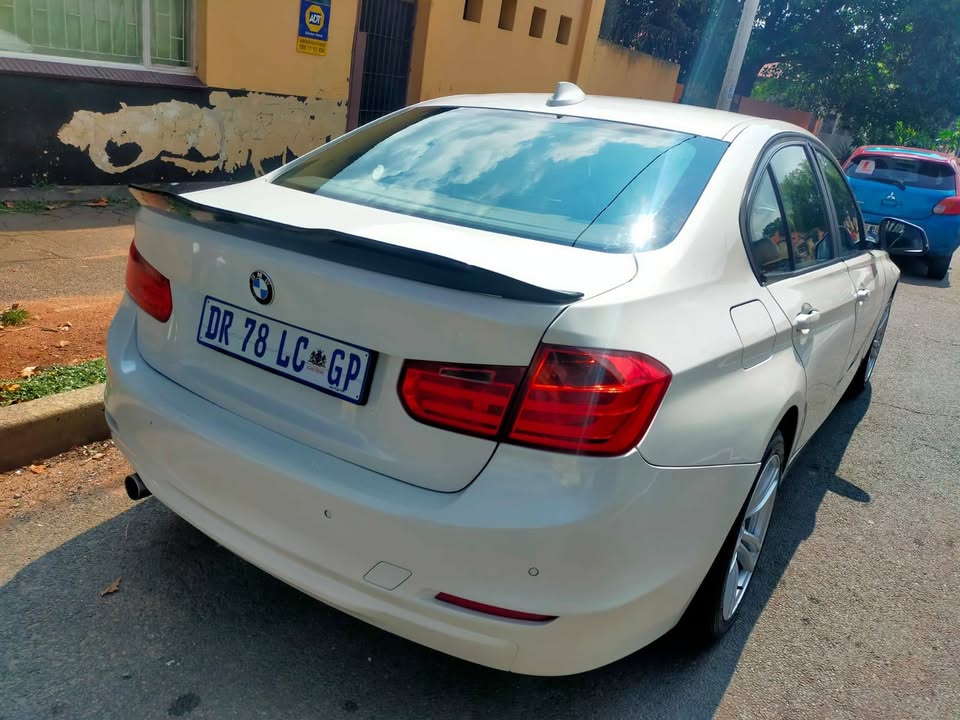 BMW 318i F30 Sedan Performance white colour 2015 for sale