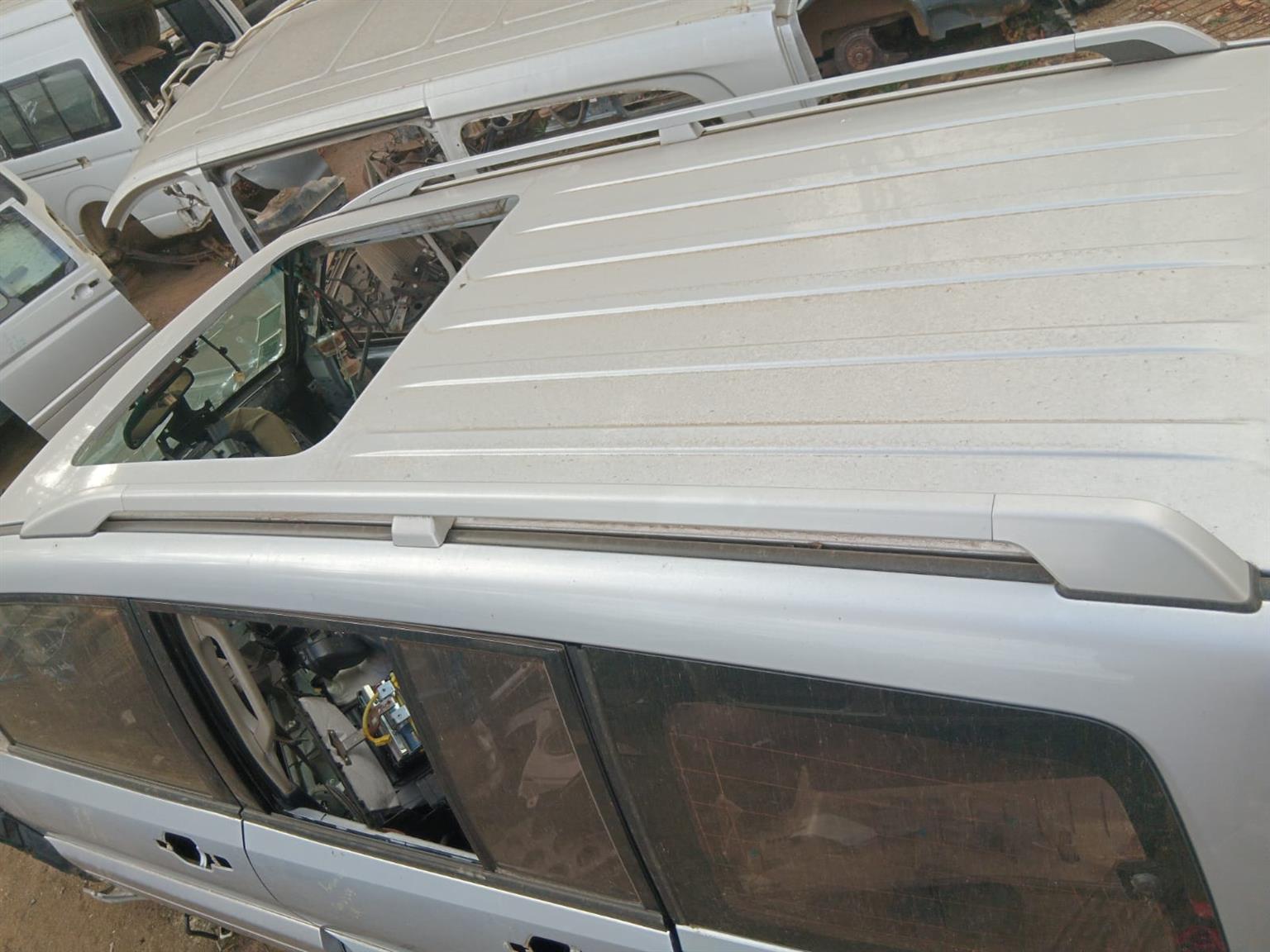USED MITSUBISHI PAJERO GEN 4 ROOF RAILS FOR SALE - Private Seller USED MITSUBISHI PAJERO GEN 4 ROOF RAILS FOR SALE - Private Seller