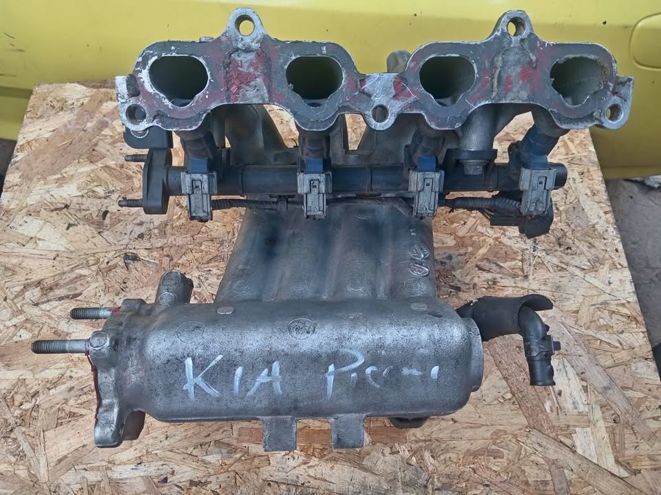 2009 Kia Picanto G4HG engine and body parts for sale Call or WhatsApp - Private Seller