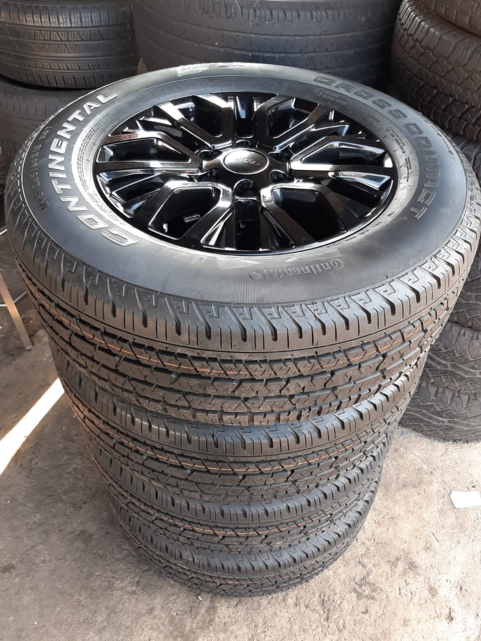 18 inch Ford Stormtrack/Thunder original mags with brand new 265/60/18 Continent - Private Seller 18 inch Ford Stormtrack/Thunder original mags with brand new 265/60/18 Continent - Private Seller