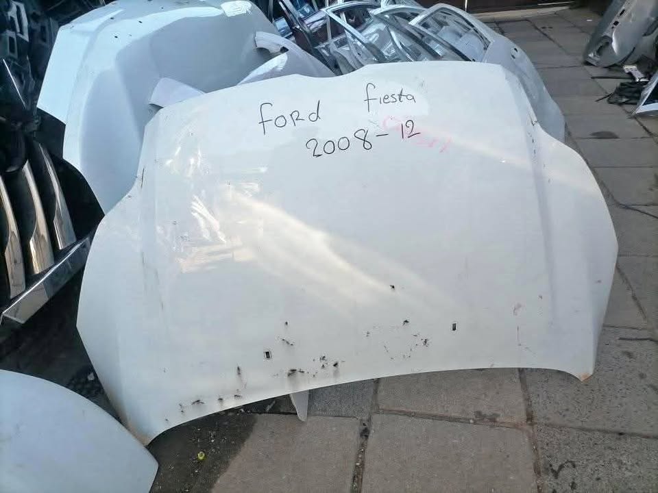 Ford fiesta Bonnet 2008 to 2012 - Private Seller Ford fiesta Bonnet 2008 to 2012 - Private Seller