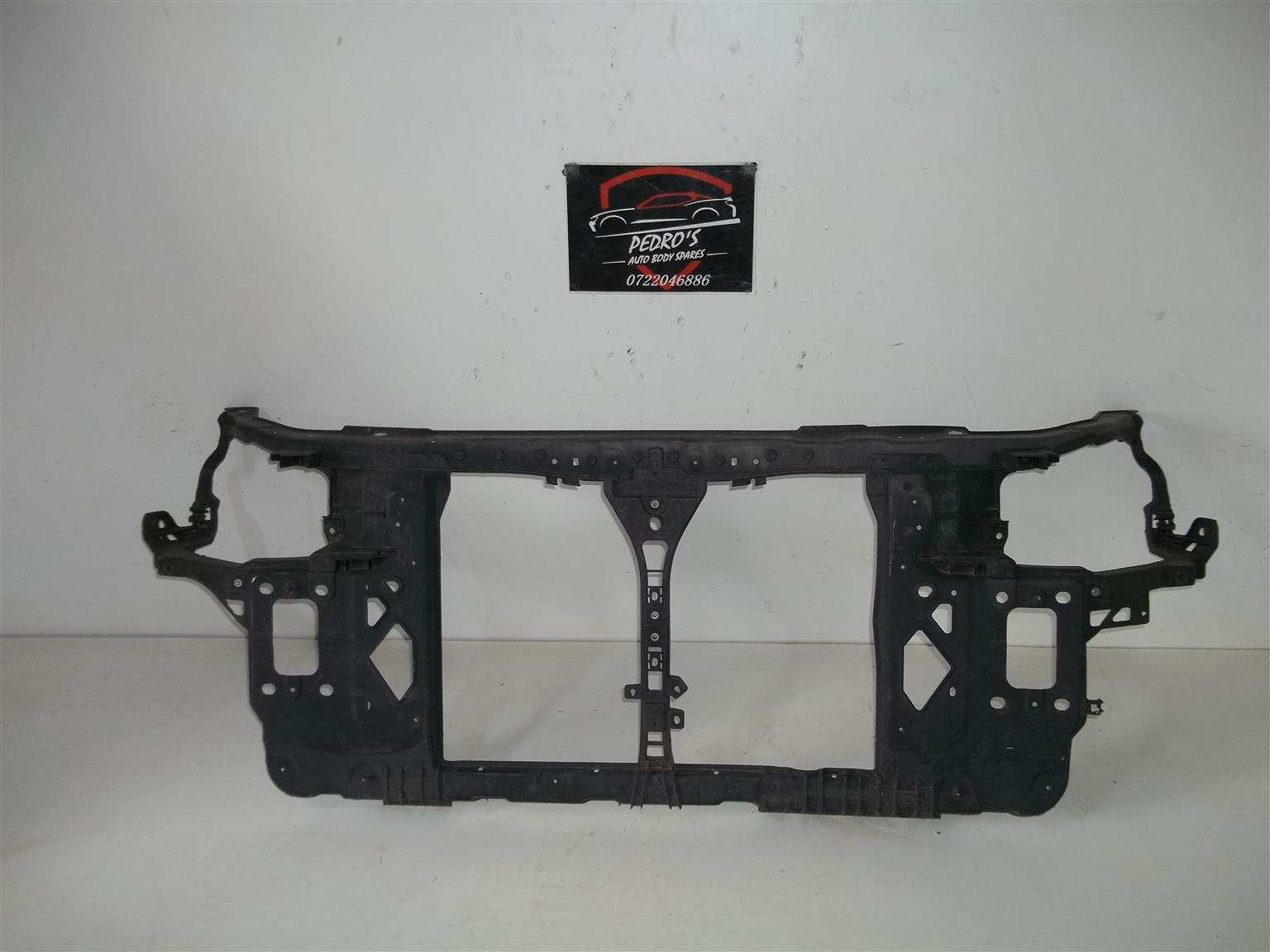 Hyundai I30 radiator support cradle - Private Seller Hyundai I30 radiator support cradle - Private Seller