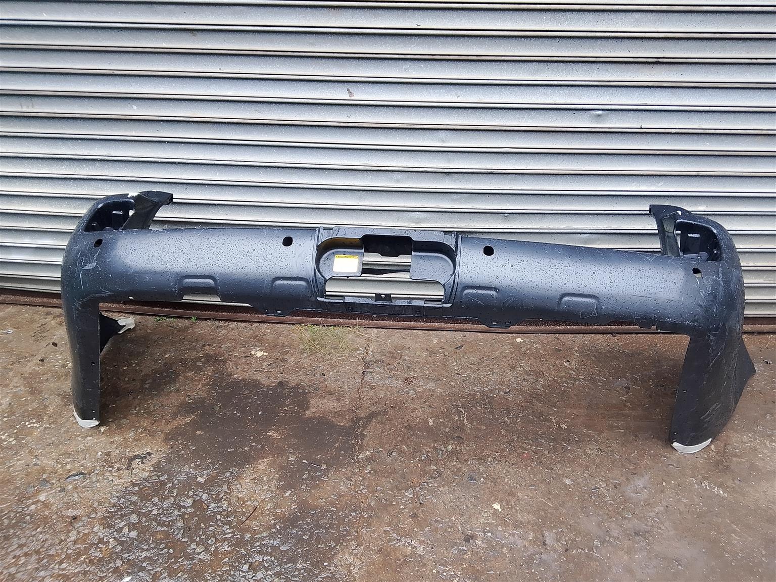 Landcruiser Prado bumper back - Private Seller Landcruiser Prado bumper back - Private Seller