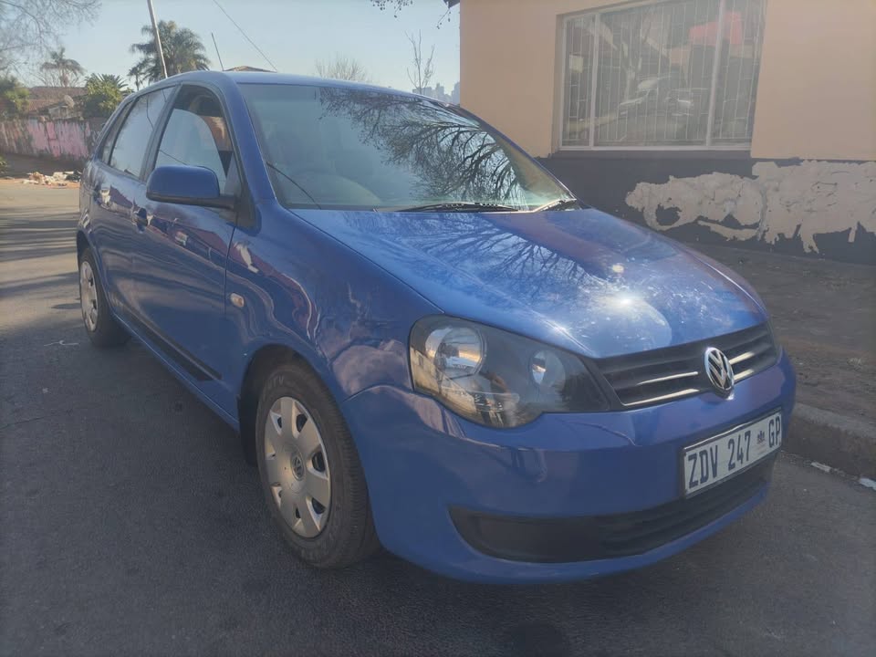 2012 vw polo Vivo 1.4 hatchback