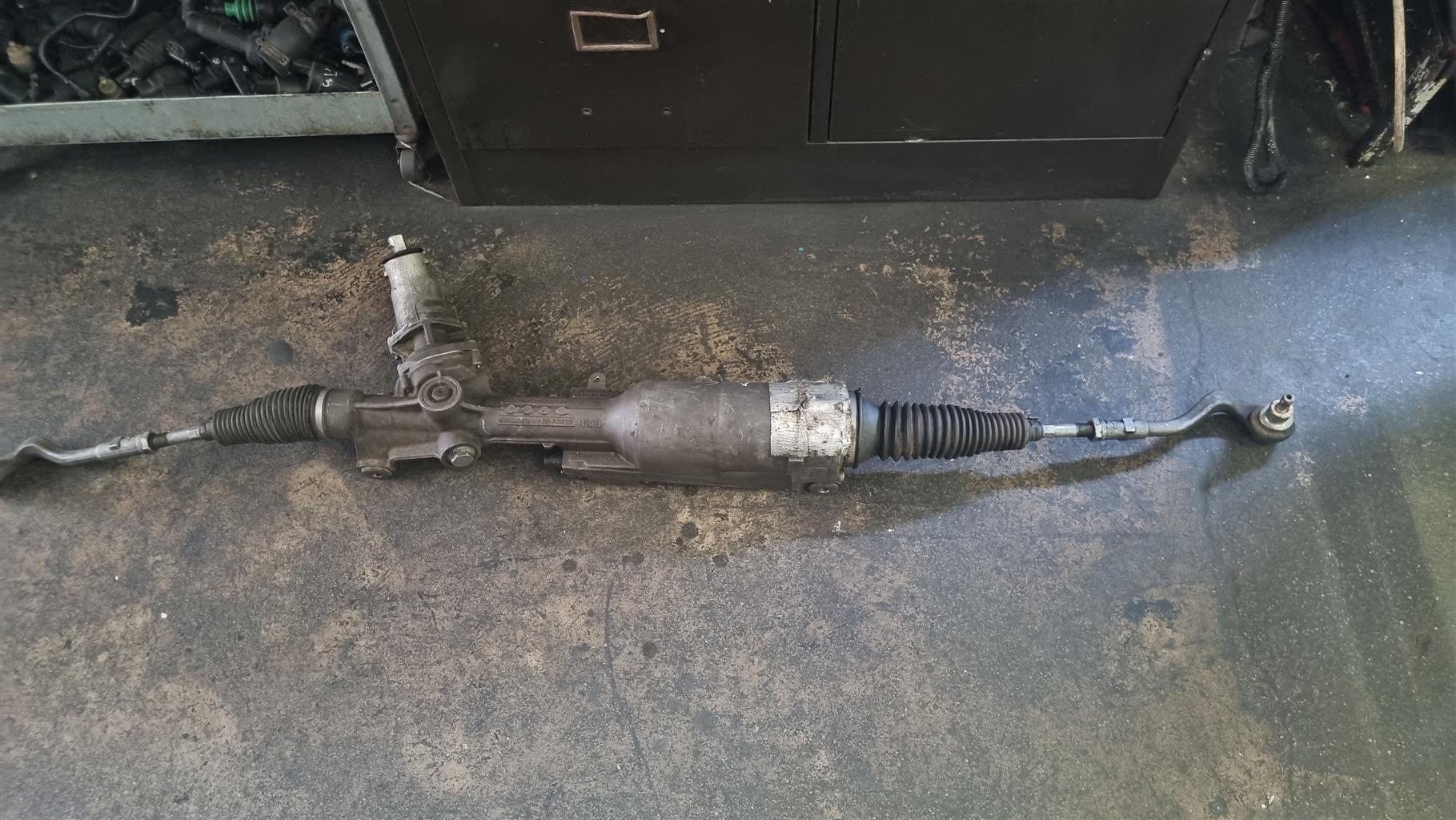 ELECTRIC STEERING RACK - Private Seller