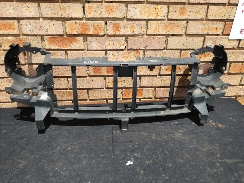 Jeep Liberty Cherokee Cradle - Private Seller Jeep Liberty Cherokee Cradle - Private Seller