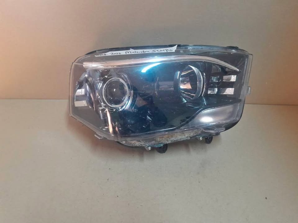 2018-2023 MAHINDRA SCORPION RIGHT SIDE HEADLIGHT FOR SALE 2018-2023 MAHINDRA SCORPION RIGHT SIDE HEADLIGHT FOR SALE
