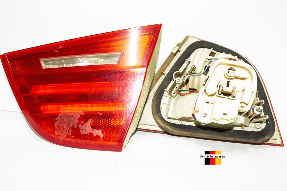 BMW E90 USED LED INNER TAIL LIGHTS (L&R) - Private Seller BMW E90 USED LED INNER TAIL LIGHTS (L&R) - Private Seller