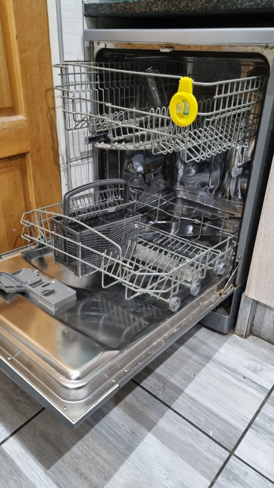 2nd hand dishwasher on sale for sale