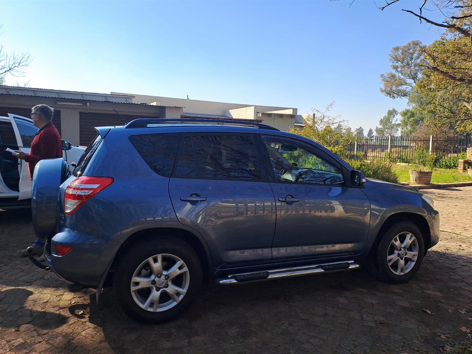 Used 2012 Toyota RAV4 2.2D-4D AWD VX - Private Seller Used 2012 Toyota RAV4 2.2D-4D AWD VX - Private Seller