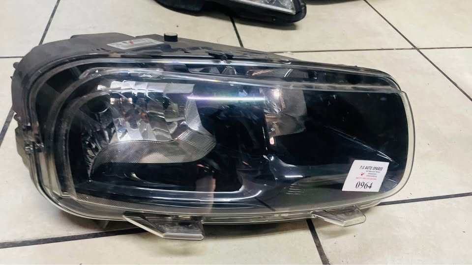 Citroen C4 Cactus headlight 2014/18 - Private Seller