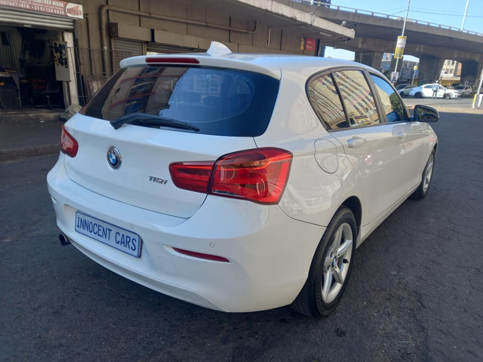 2016 BMW 118i PETROL, 3 SERIES, MANUAL, WHITE COLOR, MILEAGE 95000KM