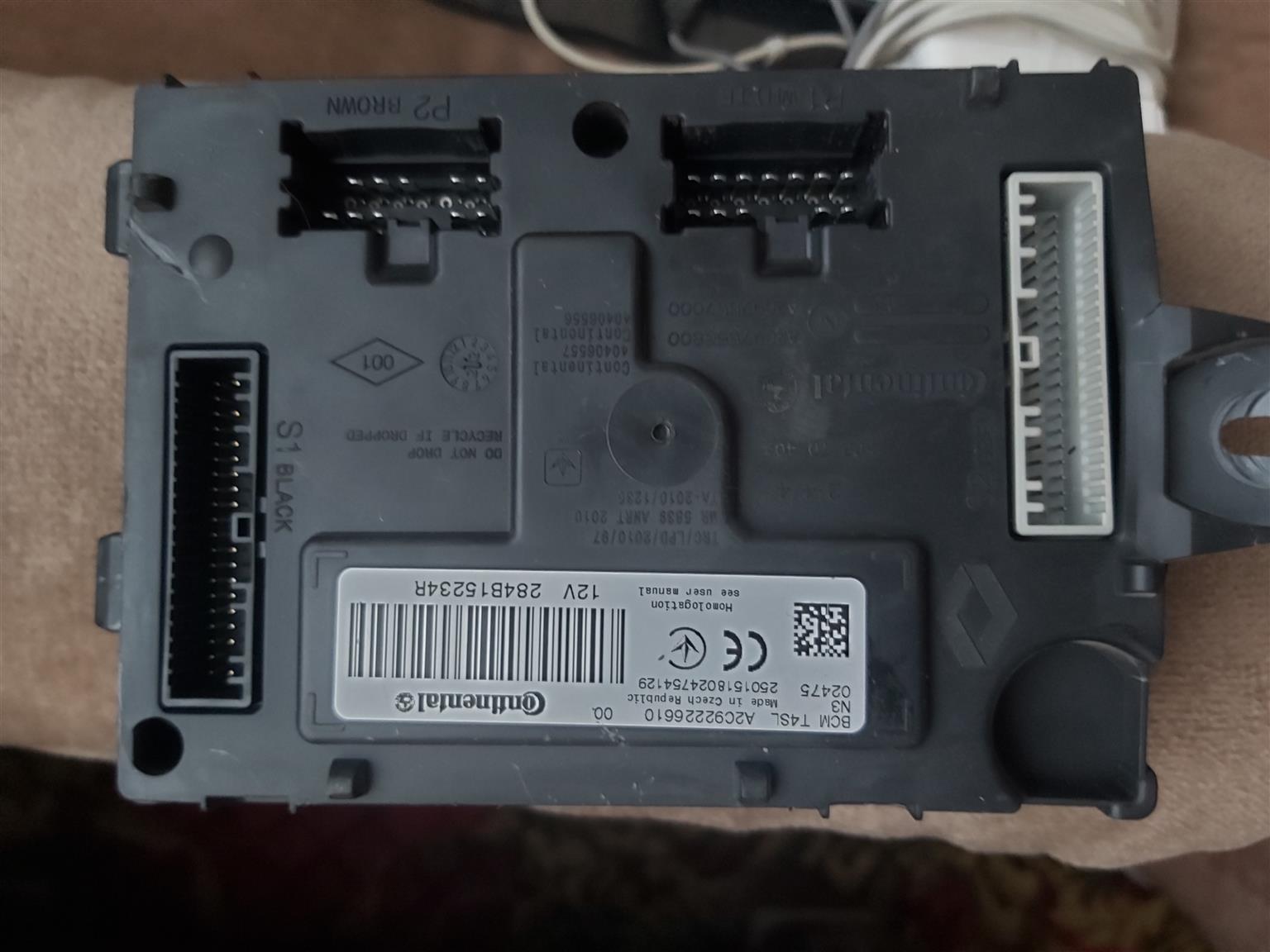 Renault Triber control module - Private Seller Renault Triber control module - Private Seller