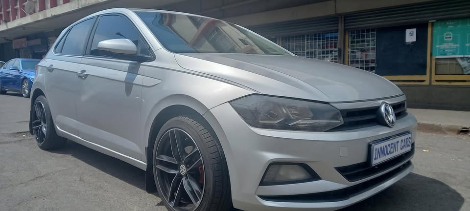 2018 VW POLO 8TSI 1.0 ENGINE, MANUAL, SILVER0. CALL INNO
