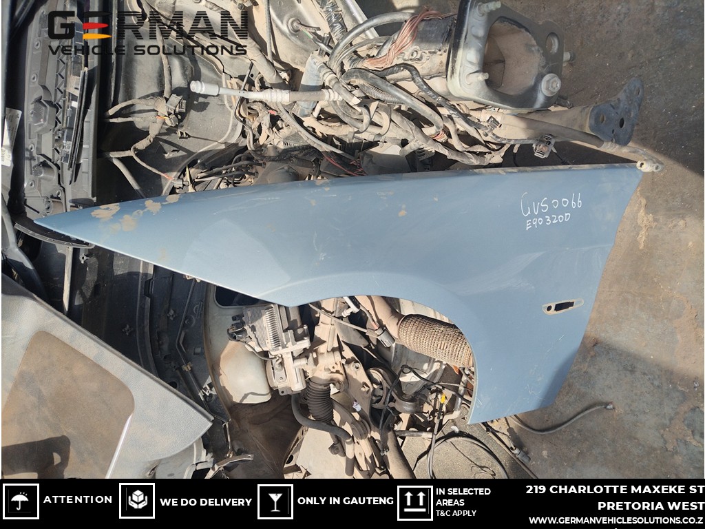 BMW 320d E90 Front Fender for sale Used OEM Body Panel - Private Seller