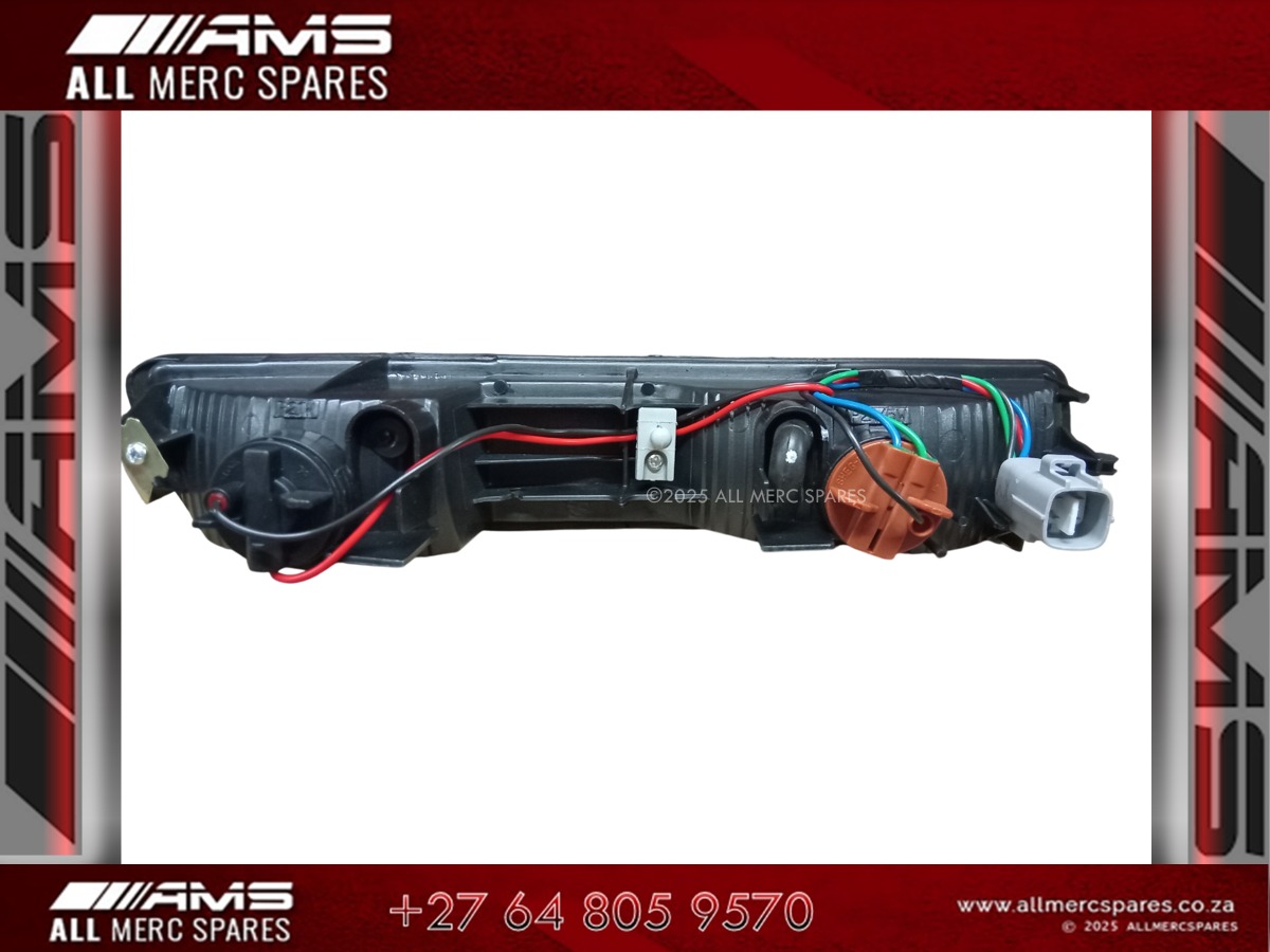 NEW MITSUBISHI GEN 3 RED + AMBER BUMPER LIGHT RIGHT SIDE - Private Seller NEW MITSUBISHI GEN 3 RED + AMBER BUMPER LIGHT RIGHT SIDE - Private Seller