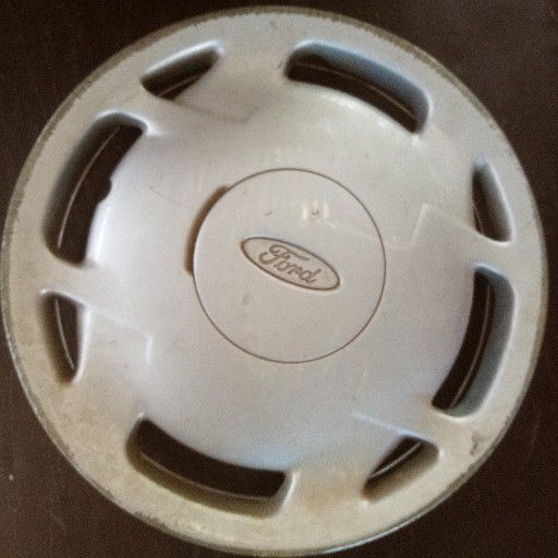 Ford wheel cap - Private Seller