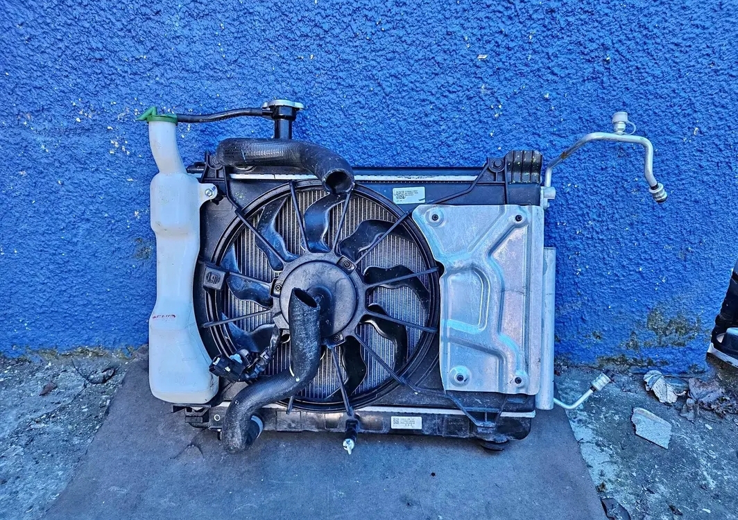 Suzuki Ertiga complete radiator set - Private Seller Suzuki Ertiga complete radiator set - Private Seller