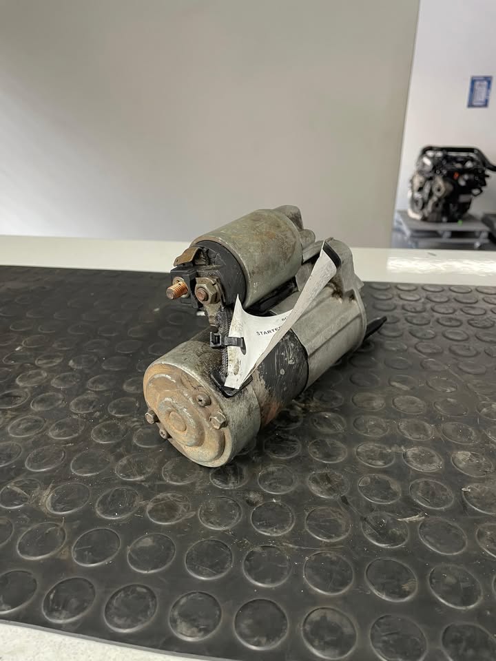 Mitsubishi Clot 3.0 V6 Starter for sale (6G72) - Private Seller