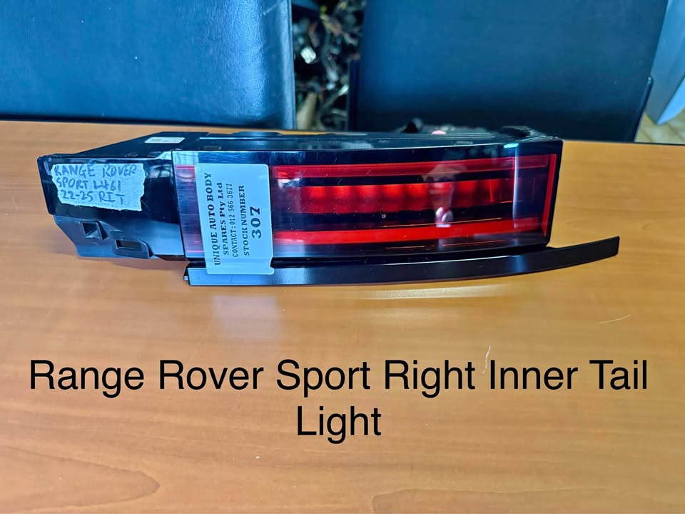 Range Rover Sport L461 Right Inner Tail Light - Private Seller Range Rover Sport L461 Right Inner Tail Light - Private Seller