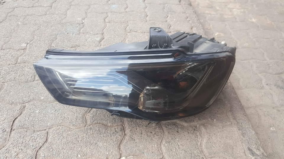 AUDI RS3 LEFT SIDE HEADLIGHT - Private Seller AUDI RS3 LEFT SIDE HEADLIGHT - Private Seller