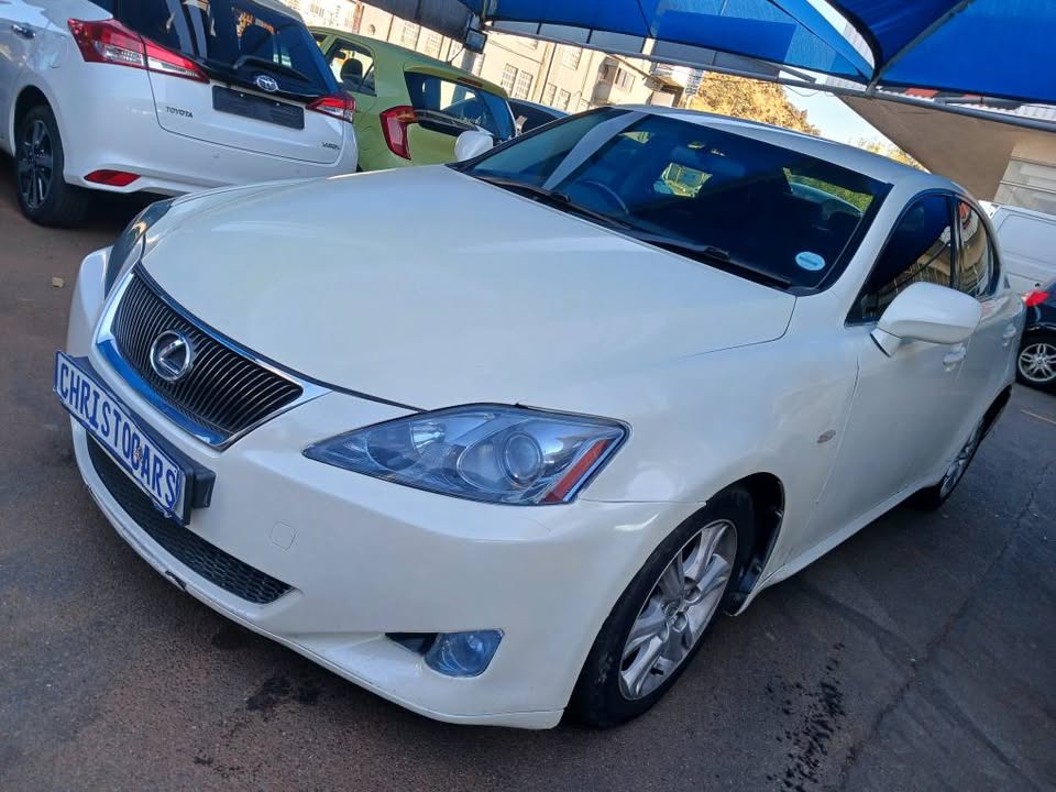 2010 model Lexus is250 v6 sedan manual transmission petrol mileage