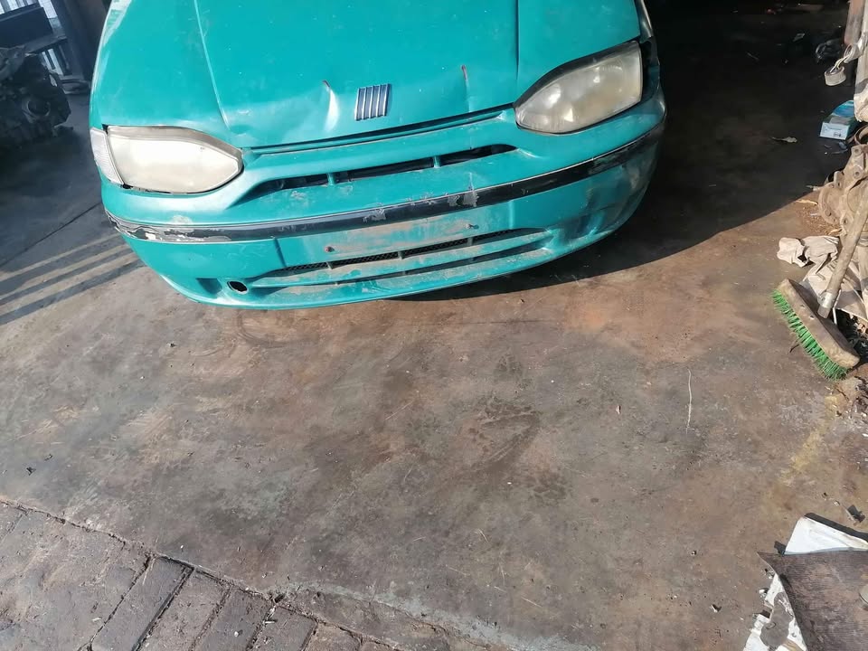 Fiat palio stripping - Private Seller