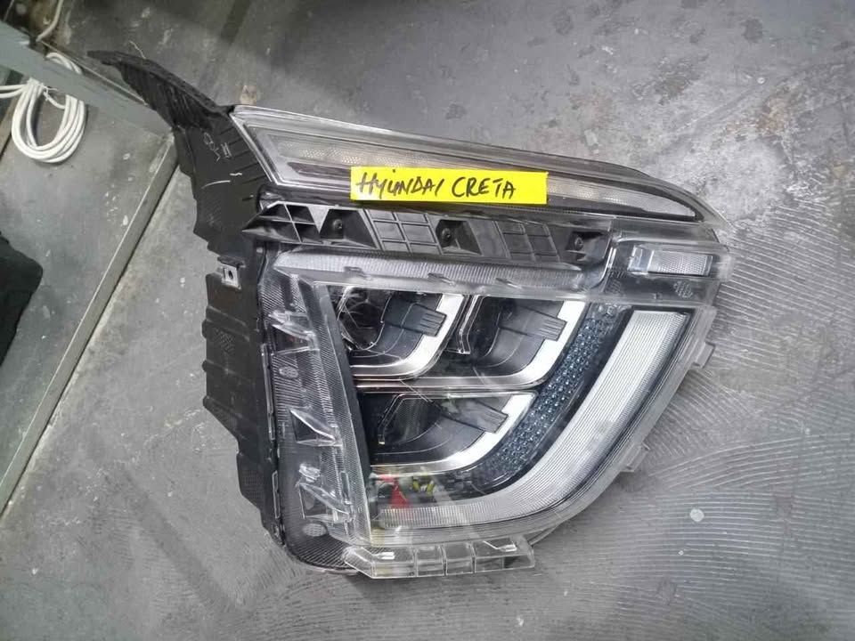 Hyundai Creta Headlight Leftside. Call or DM . - Private Seller Hyundai Creta Headlight Leftside. Call or DM . - Private Seller