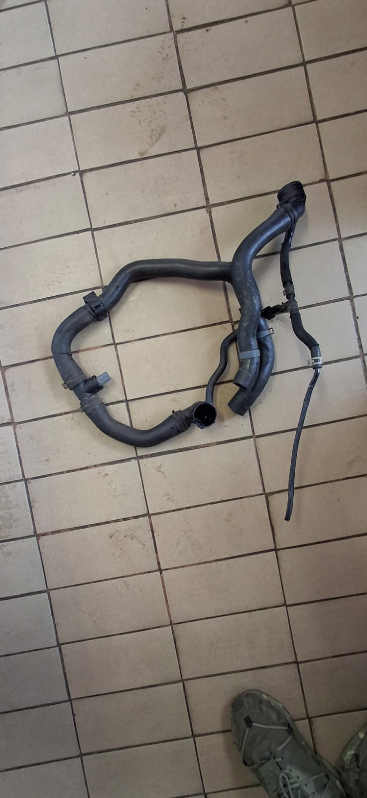 2022 VW POLO 8 RADIATOR HOSE FOR SALE IN GOOD CONDITION - Private Seller