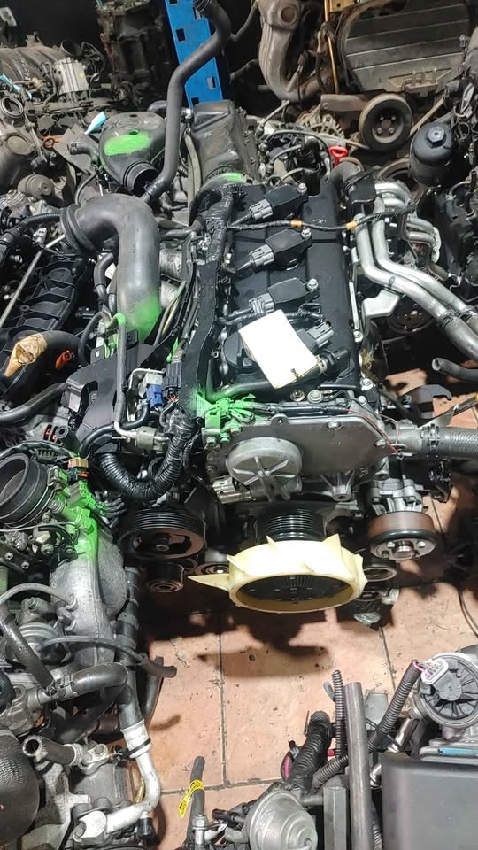 NISSAN NV350 QR25 2.5L PETROL ENGINE FOR SALE - Private Seller NISSAN NV350 QR25 2.5L PETROL ENGINE FOR SALE - Private Seller