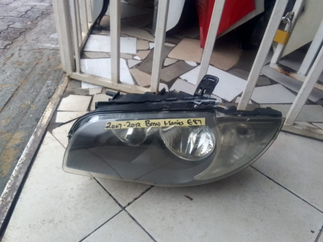 (2007-2012) BMW 1 SERIES E87 LHS NORMAL HEADLIGHT FOR SALE - Private Seller (2007-2012) BMW 1 SERIES E87 LHS NORMAL HEADLIGHT FOR SALE - Private Seller