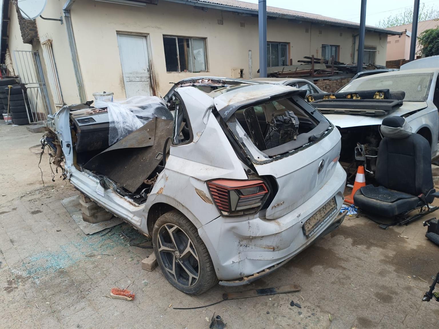 2018 VW POLO 8 STRIPPING FOR SPARES - Private Seller 2018 VW POLO 8 STRIPPING FOR SPARES - Private Seller